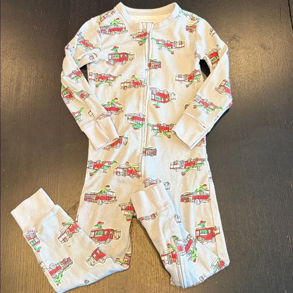 Old Navy Kids Pajamas Fire Truck Print Size 3T